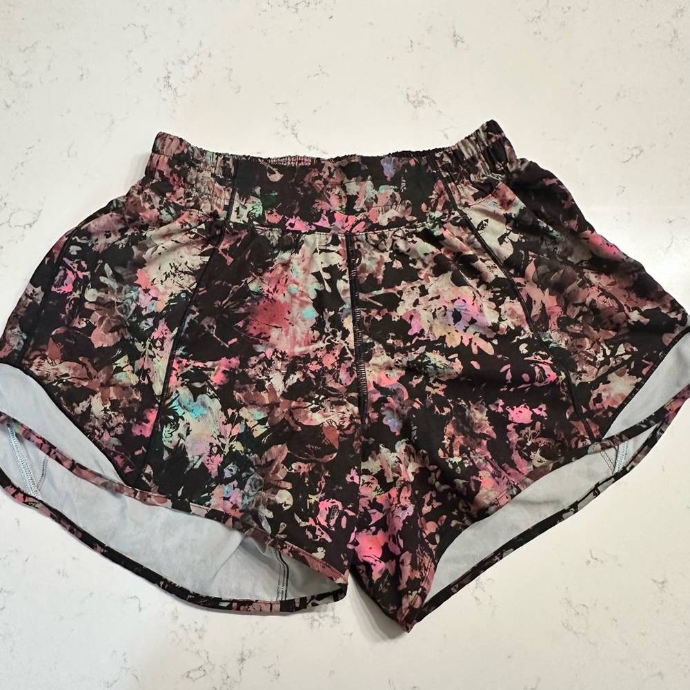 lululemon athletica Black and Pink Athletic Shorts Lightweight Elasticized